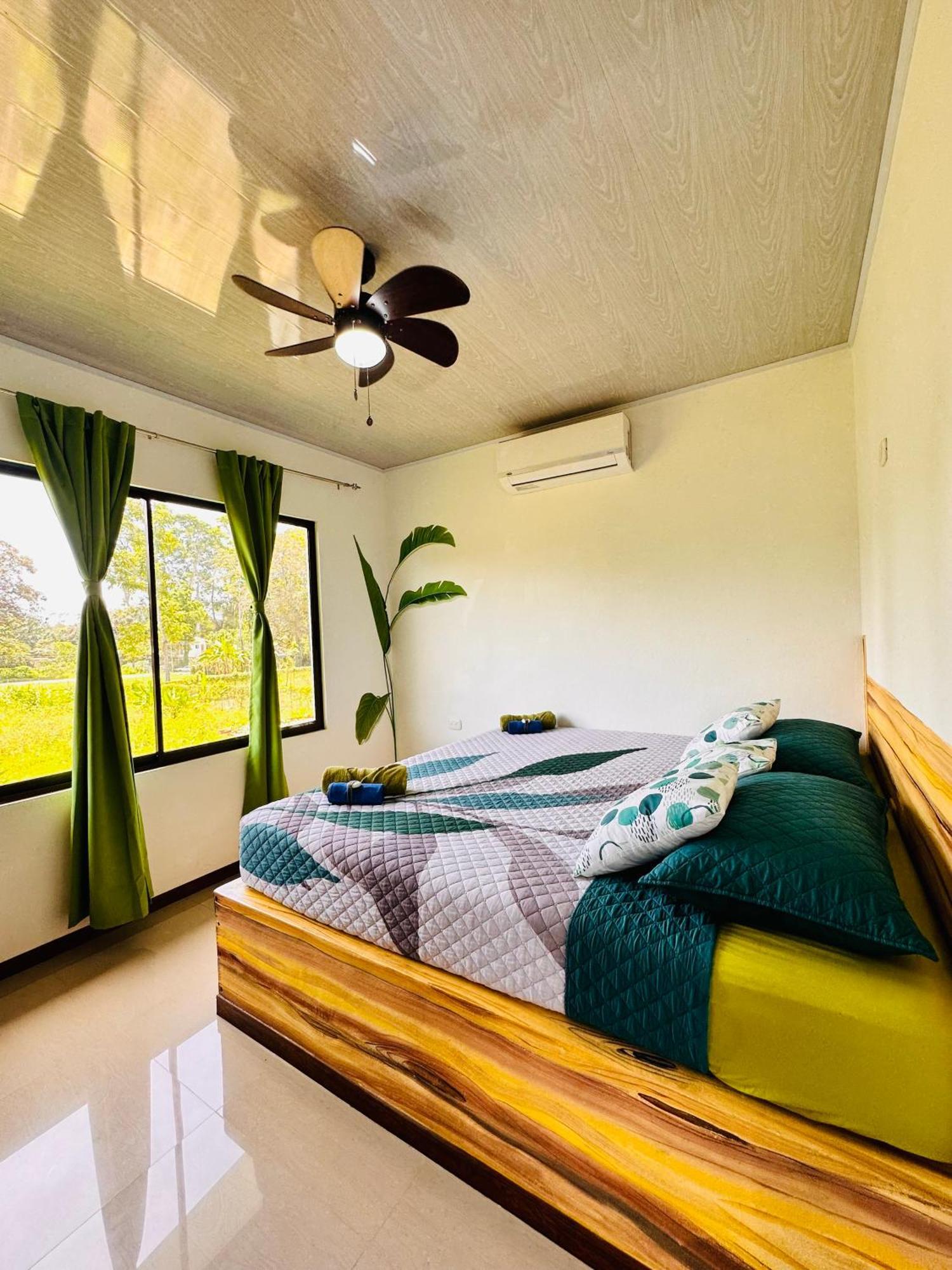 Oso Perezoso Pool Villa Puerto Viejo de Talamanca ภายนอก รูปภาพ